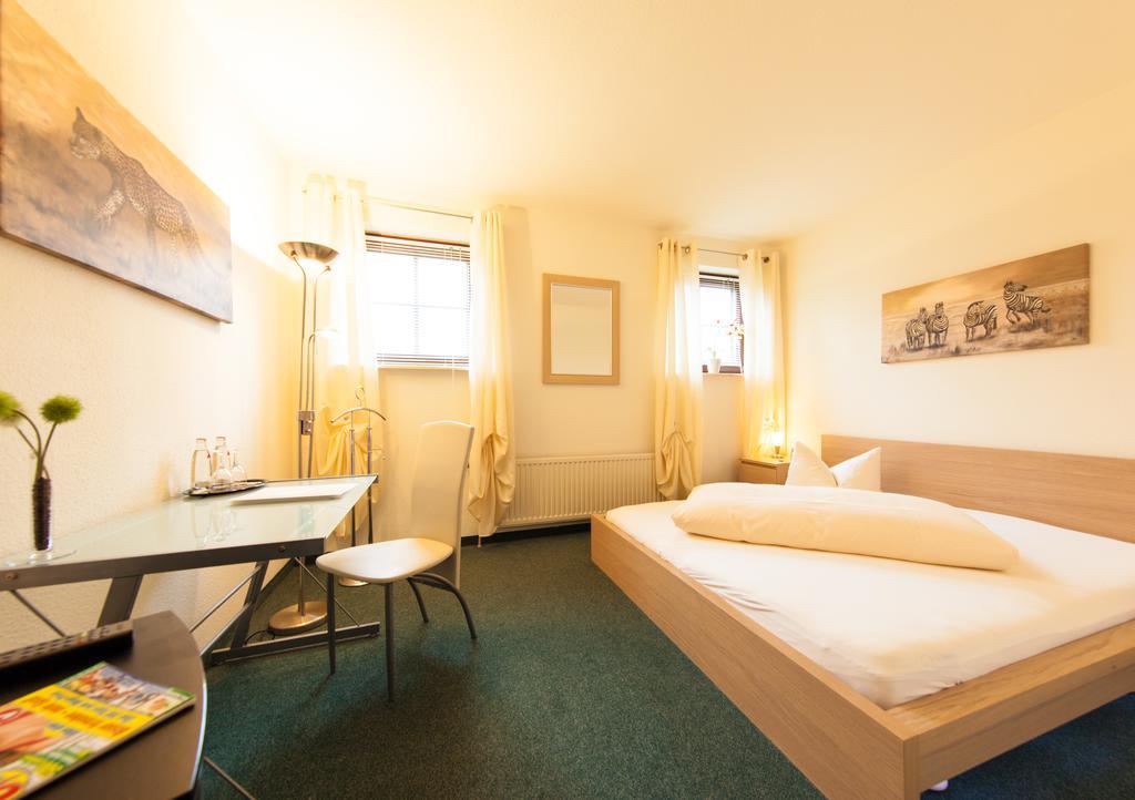 Garni-Hotel An Der Weide Berlin Bagian luar foto