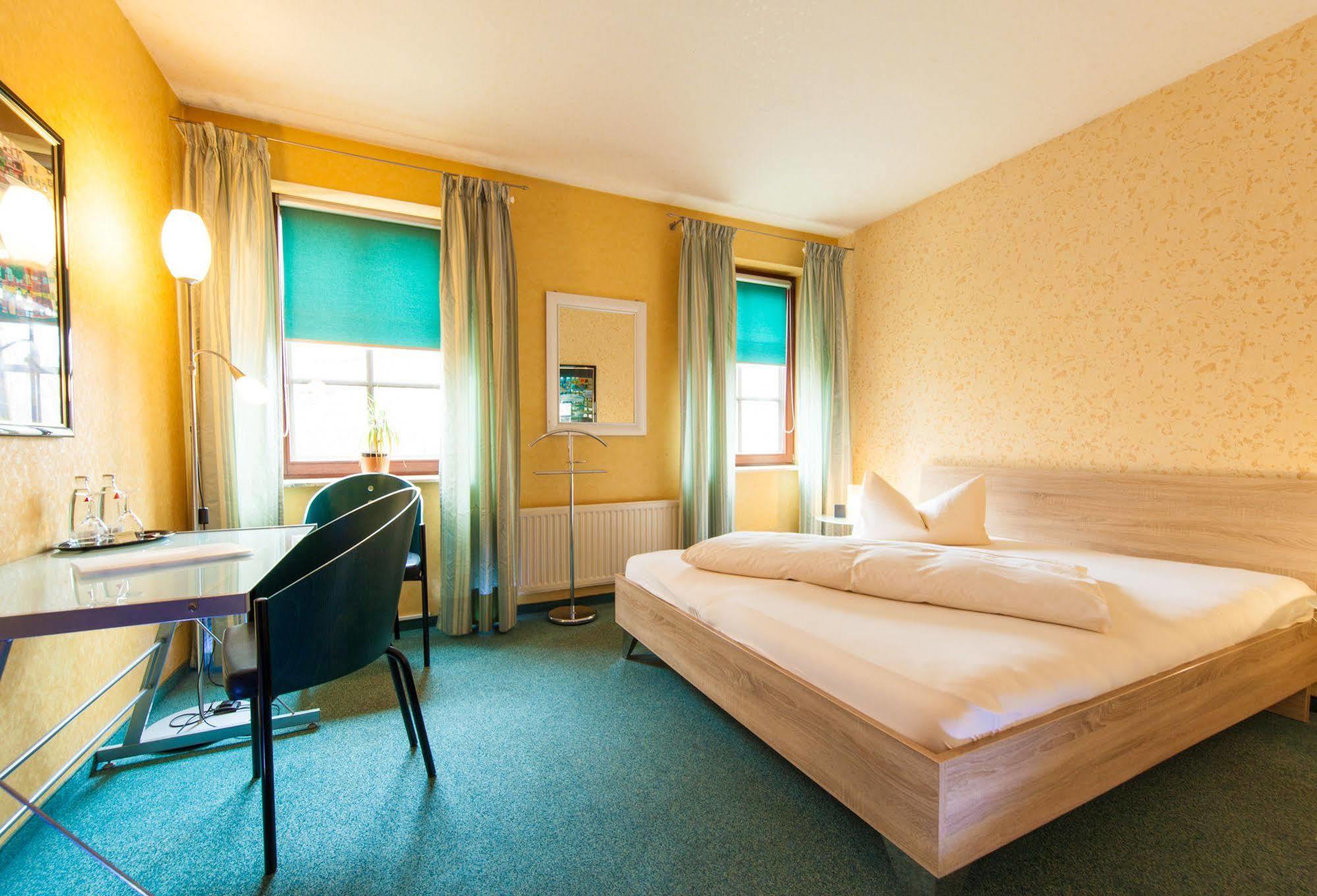 Garni-Hotel An Der Weide Berlin Bagian luar foto